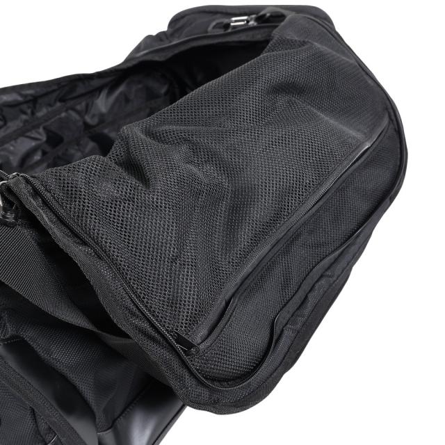 オークリー(OAKLEY)URBAN RUCK RC DUFFLE バッグ 黒 FOS901048 オークリー(OAKLEY)URBAN RUCK RC DUFFLE バッグ 黒 FOS901048