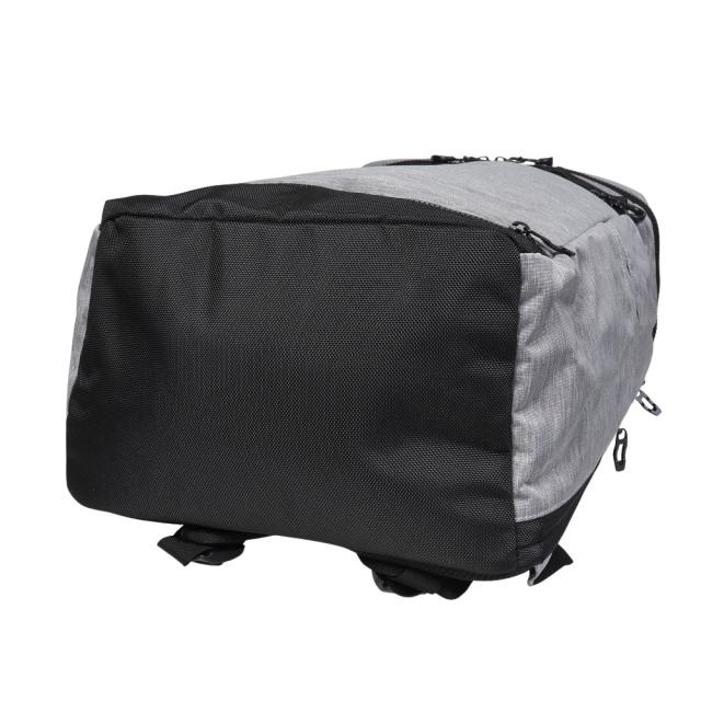 オークリー(OAKLEY)リュック Enhance ライト バックパック XL 8.0 FW グレー 40L FOS90184… オークリー(OAKLEY)リュック Enhance ライト バックパック XL 8.0 FW