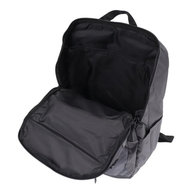 Oakley グレー リュック・バックパック オークリー(OAKLEY)リュック Essential デイパック M 9.0 グレー