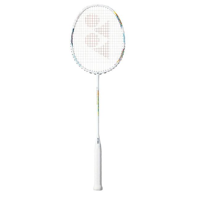 バドミントンラケット33 美品 ヨネックス(YONEX)バドミントンラケット アストロクス33 AX33