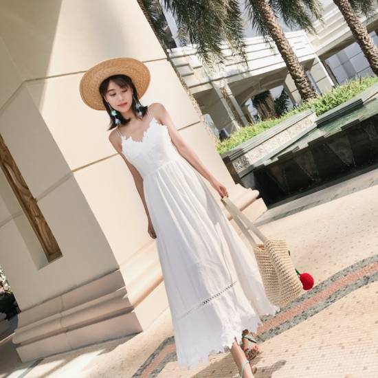 リゾートワンピース リゾートワンピ マキシ 春夏新作 夏服 夏物 結婚式 旅行 大人 ハワイ キャミワンピ ロング マキシ丈 の通販はau Pay マーケット Leaflower