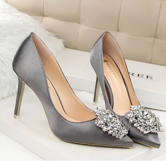 兵隊 節約する ダメージ シルバー パンプス 安い Daisys Maruyama Jp