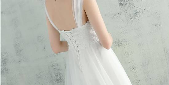 ウェディングドレス 大きいサイズ 白 二次会 花嫁 激安 ほんのりハイウエストなウエディングドレス チュール ウェディングドレス 白 二次の通販はau Pay マーケット Leaflower