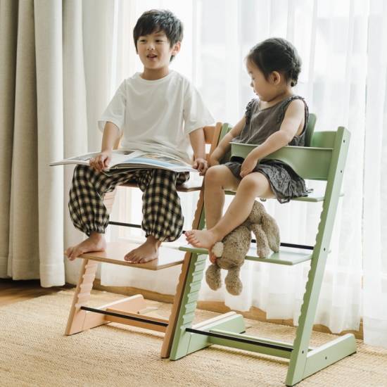子ども 椅子 子ども用椅子 子供 椅子 子供 椅子 食事 子供用椅子 子供の椅子 学習椅子 木製 キッズチェア ベビーチェア 2way の通販はau Pay マーケット Leaflower