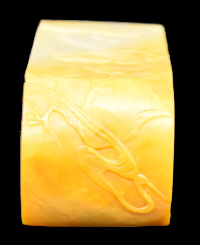 【送料無料】天然 寿山石 Shoushan stone 高山石 高山黄 手彫り 印材 未使用 旧蔵 福建省原石 置物 稀少 唐物古玩 印鑑 篆刻 威龍彩雲通販