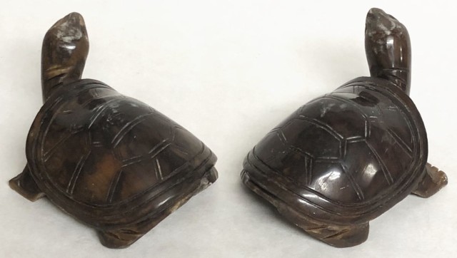 天然玉石 双亀 一刀彫り 縁起物 家財お守り 長寿の象徴 ウブ品