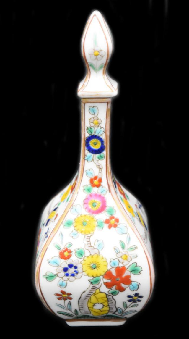 送料無料】伊万里 花鳥四角瓶 染錦 年代物 骨董 古玩 古美術品 古道具