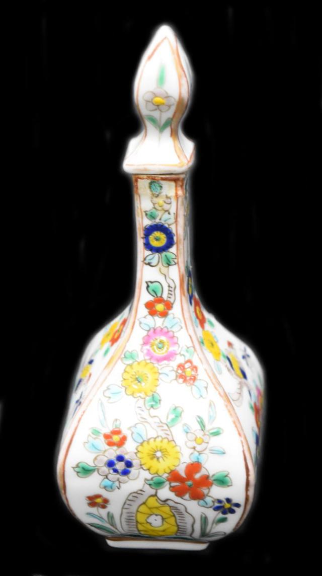 送料無料】伊万里 花鳥四角瓶 染錦 年代物 骨董 古玩 古美術品 古道具
