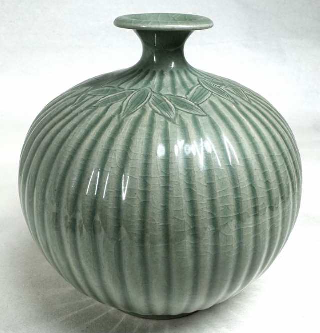 送料無料 ギフト 高麗青磁 壽安窯 時代品 骨董 竹節文短頸瓶 張英安作（保証） 陶芸