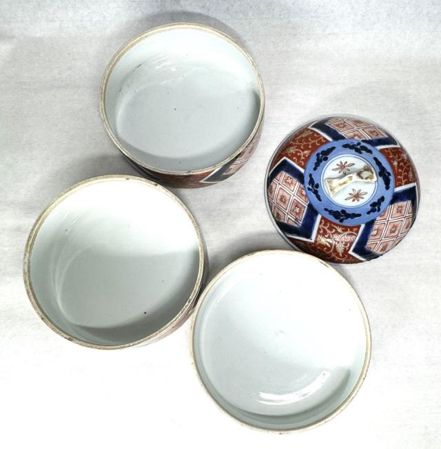 送料無料】江戸後期 古伊万里 染錦 三段重 箱付 ウブ品 伝世品 入手 