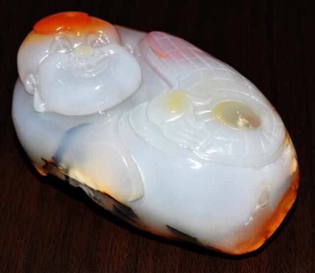 メノウ　瑪瑙　製品　布袋様 瑪瑙 メノウ 天然石 高級手彫り布袋様根付 開運風水 新品 一点