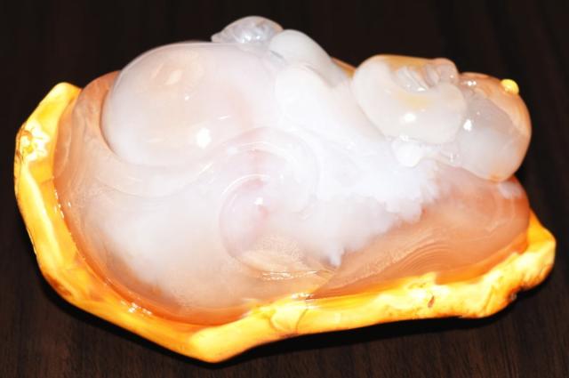送料無料】瑪瑙 メノウ 天然石 高級手彫り布袋様根付 開運風水 新品
