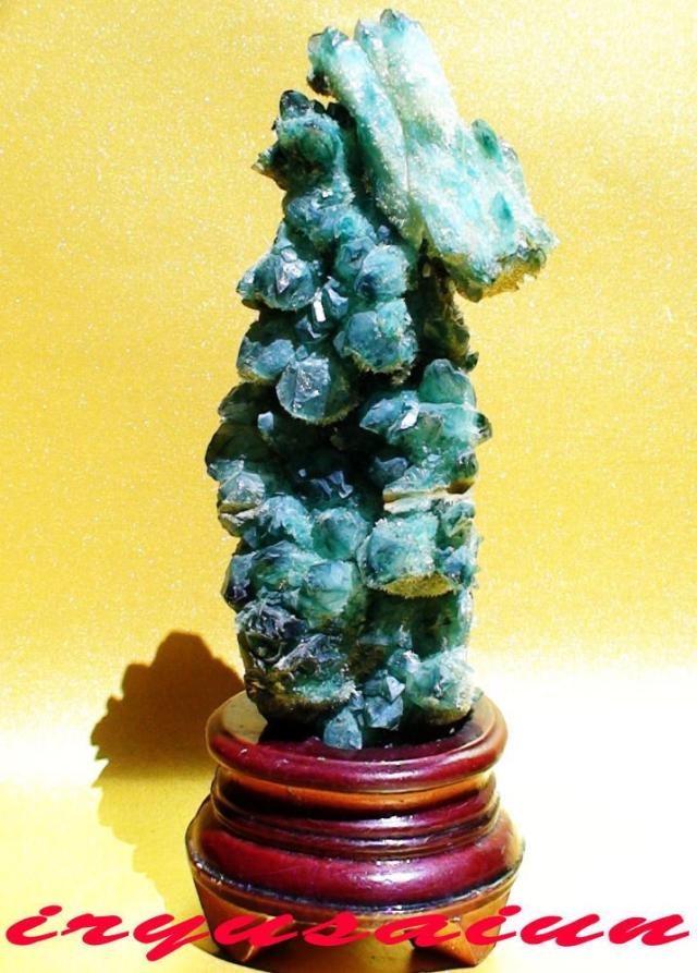 【送料無料】 水晶 天然石 水晶 クラスター 結晶型原石 新品 一点もの Crystal Kristl Kristal 威龍彩雲通販の通販は