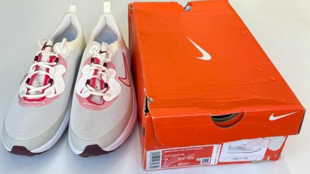 ナイキ レディース スパイクレス エース サマーライト 24.0cm