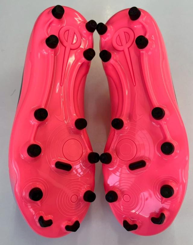 ナイキ ジュニア ティエンポレジェンド10 クラブ ピンク 21.5cm