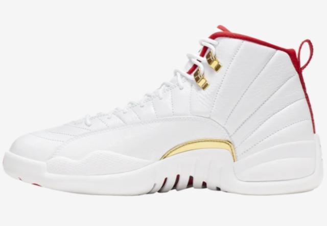ジョーダン メンズ レトロ１２ Jordan Retro 12 "Fiba2019" バッシュ White/University Red/llic Gold 高額レア