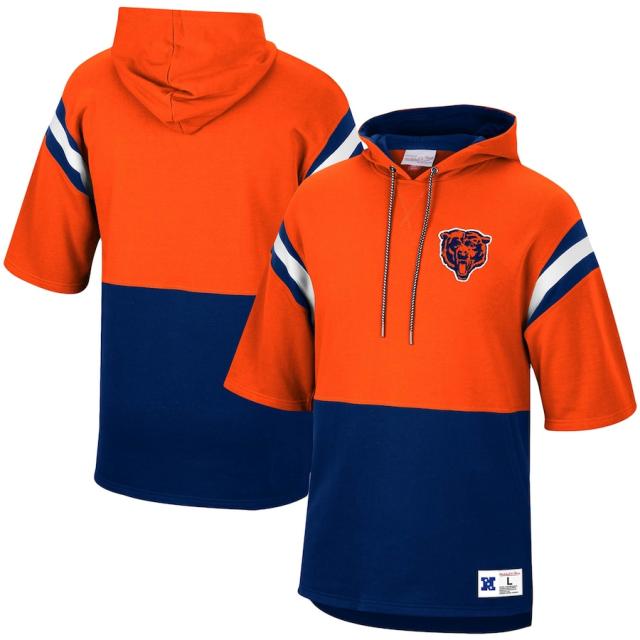 ミッチェル&ネス メンズ パーカー "Chicago Bears" Mitchell & Ness Gridiron Classics Training Room Half-Sleeve Pullover Hoodie - Orange/Navyの通販は