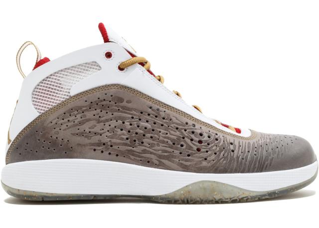 ジョーダン メンズ ２６ Jordan 2011 "Year of the Rabbit" バッシュ WHITE/METALLIC GOLD-VARSITY RED-WOLF GREY