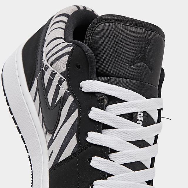 ジョーダン１キッズ/レディース スニーカー Jordan 1 Low GS ローカット Black/Black/White_2