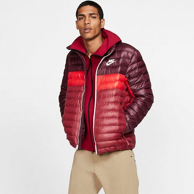 ナイキ メンズ ダウンジャケット 軽い 軽量 かっこいい 目立つ 赤 レッド えんじ Nike Bubble Jacket Maroon Redの通販は