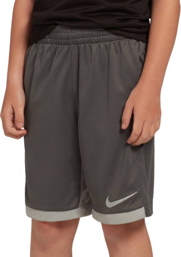 ナイキ キッズ ショートパンツ Nike Boys' Trophy Training Shorts - Dark Grey