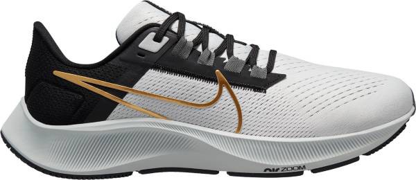 ナイキ メンズ ズームペガサス３８ ランニングシューズ Nike Men's Air Zoom Pegasus 38 Running Shoes - Black/Gold