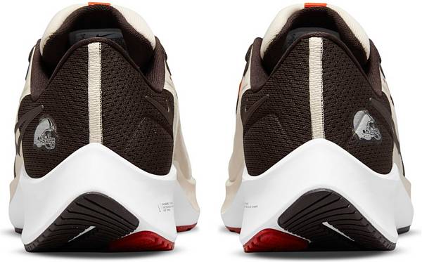 ナイキ メンズ ランニングシューズ Nike Air Zoom Pegasus 38 Browns Running Shoes - Cleveland Browns_4