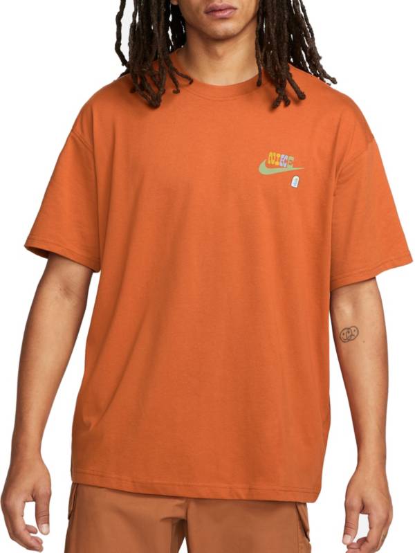 ナイキ メンズ Tシャツ 半袖 Nike Sportswear “Sole Craft” Men's T-Shirt - Desert Orange 9,716円