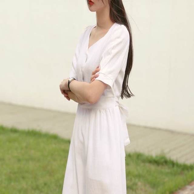 ワンピース バックリボン レディース ひざ下丈 ミモレ丈 袖あり 夏 秋 白ワンピース かわいい デートの通販はau Pay マーケット ふくふくの木