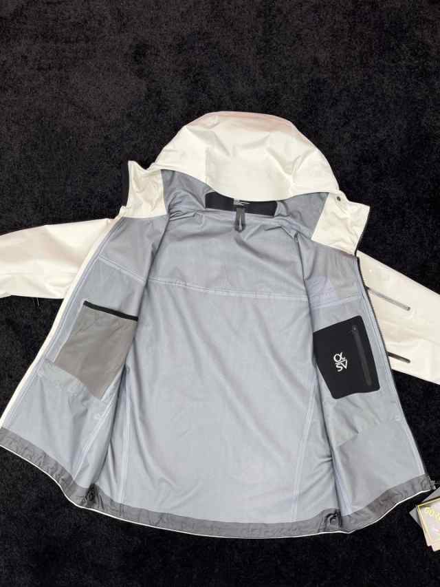 ARC'TERYX アークテリクス トップス パーカー ジャケット