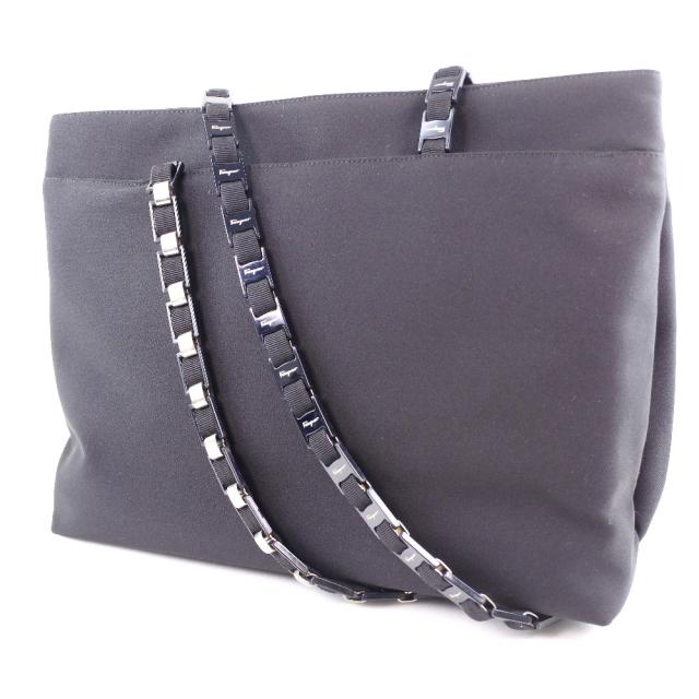 Salvatore Ferragamo フェラガモ バッグ チェーン　ショルダー Salvatore Ferragamo】サルヴァトーレフェラガモ チェーンショルダー