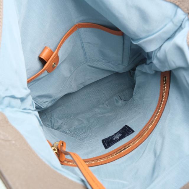 ADMJアクセソワ エーディーエムジェイ カーフ ベージュ リュック