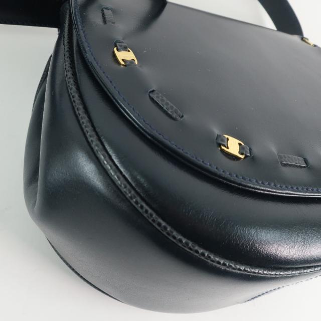 Salvatore Ferragamo サルヴァトーレフェラガモ ヴェラ カーフ 紺