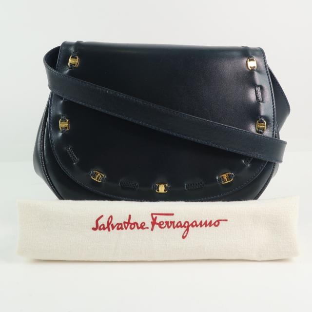 【Salvatore Ferragamo】サルヴァトーレフェラガモ ヴァラ カーフ 紺 レディース ショルダーバッグ フェラガモヴァラ チェーン 紺 ゴールド金具 レディース カーフ