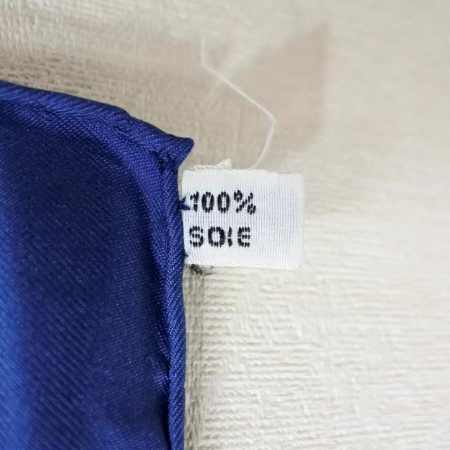 HERMES エルメス カレ90 FEUX DE ROUTE シルク 赤/黄色/青