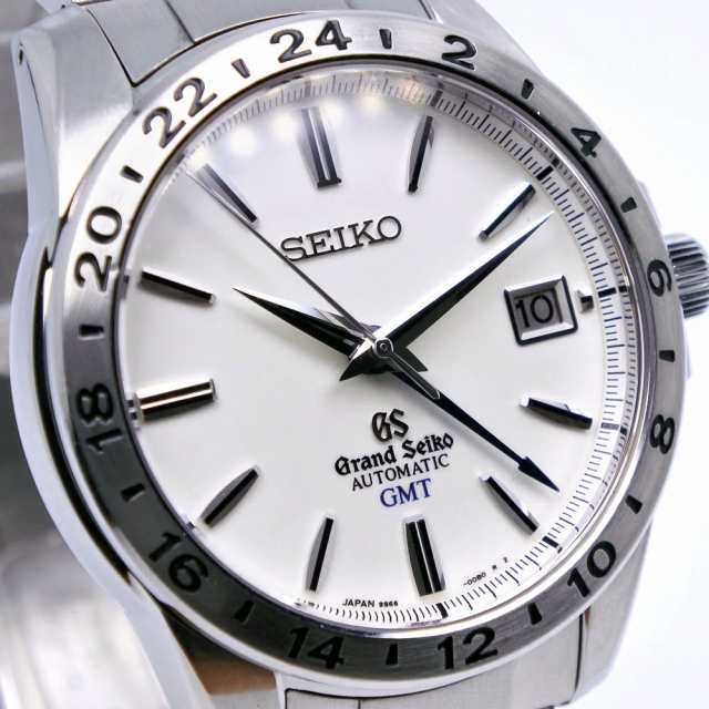 seiko メカニカル　自動巻　ホワイト文字盤シンプルで使いやすいです