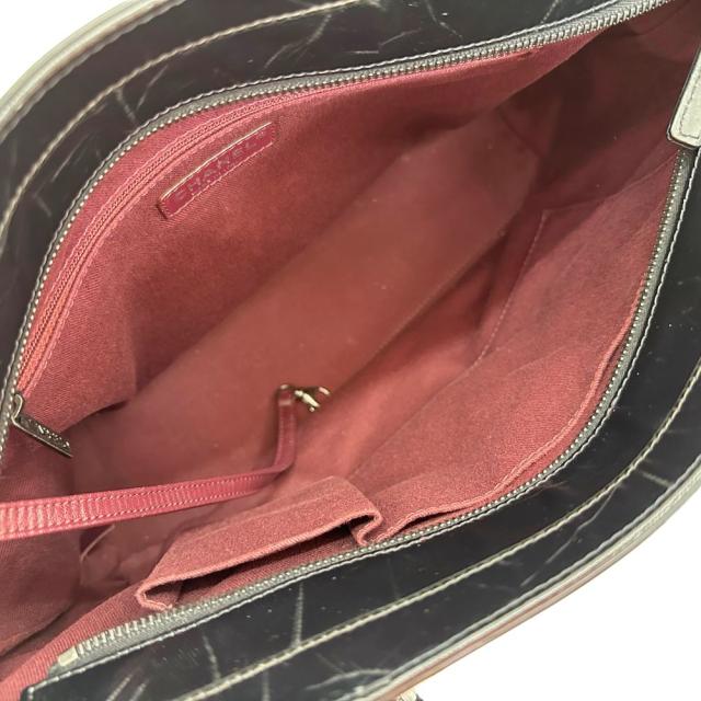 CHANEL シャネル マトラッセ カンボン パテントレザー 黒 トートバッグ