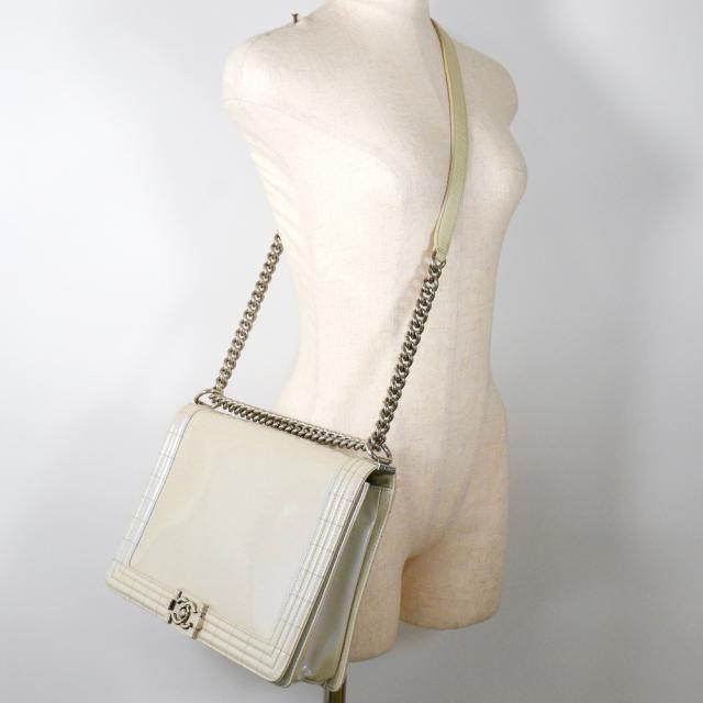 【CHANEL】シャネル チェーンショルダー ボーイシャネル エナメル レディース ショルダーバッグ 楽天市場】CHANEL シャネル ボーイシャネル エナメル チェーン