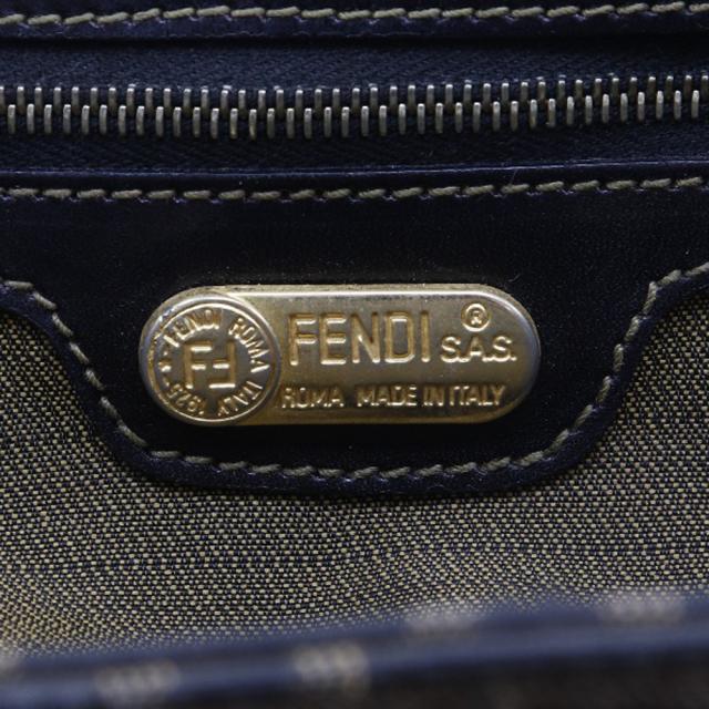 FENDI フェンディ ズッカ柄 キャンバス リュック・デイパック FENDI フェンディ ズッカ柄 キャンバス リュック・デイパック