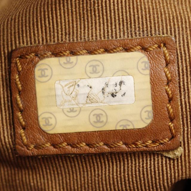 CHANEL シャネル ロゴチャーム レザー 茶 トートバッグ レディース
