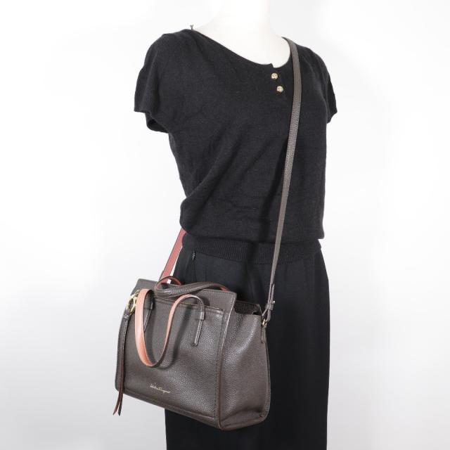 Salvatore Ferragamo サルヴァトーレフェラガモ エイミー 2WAY