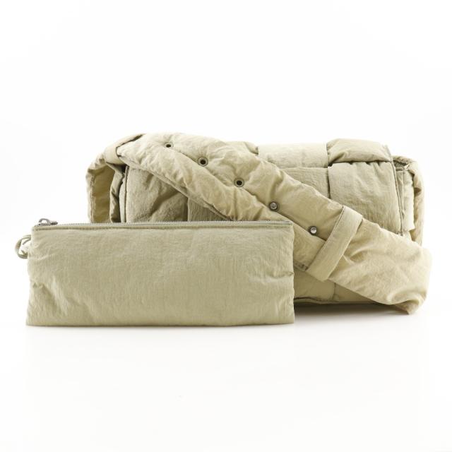 BOTTEGAVENETA ボッテガヴェネタ パデッドテック カセット マキシイントレチャート ナイロン_10
