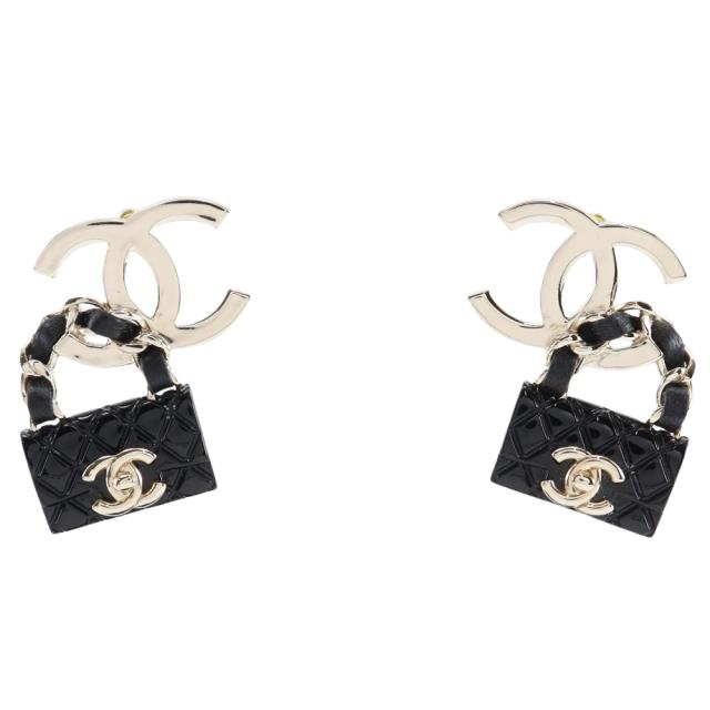 CHANEL シャネル ココマーク マトラッセバッグモチーフ CHANEL シャネル ココマーク マトラッセバッグモチーフ