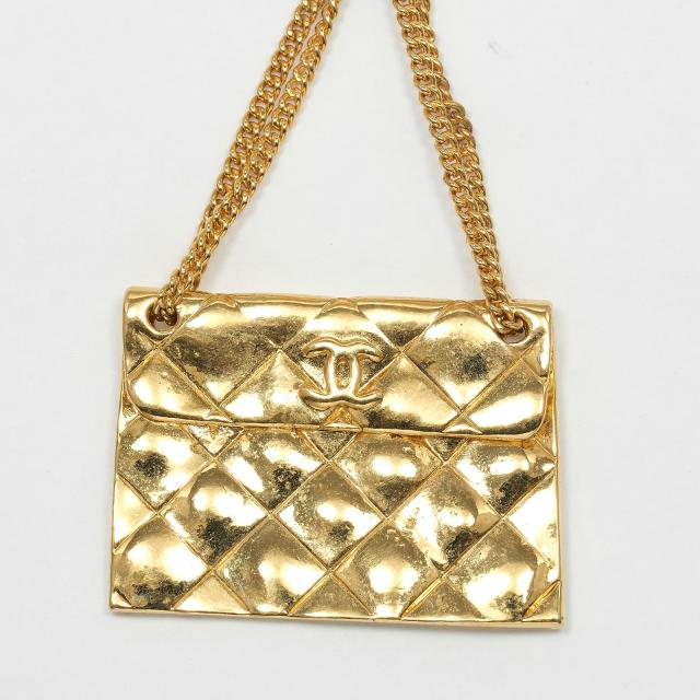CHANEL シャネル バッグモチーフ マトラッセ ココマーク 金メッキ
