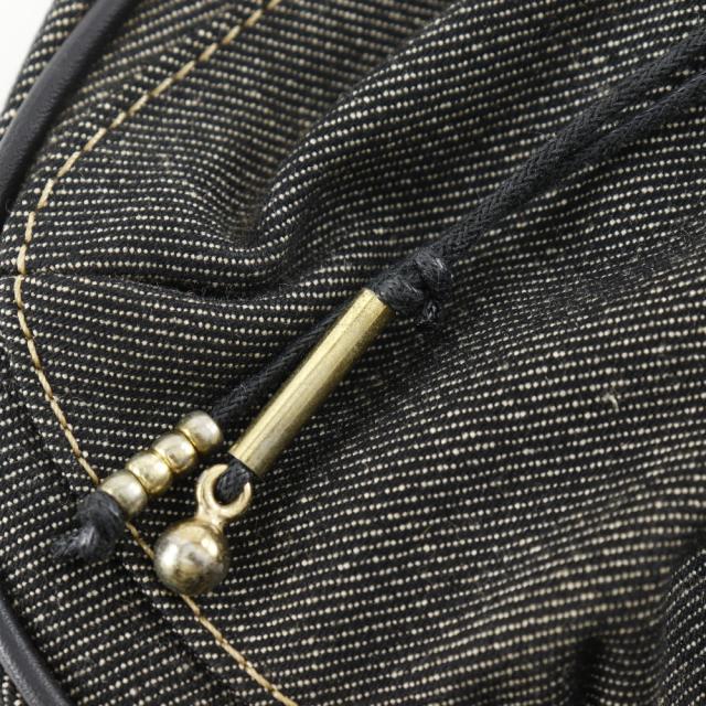 【希少デザイン・保存袋付】ジバンシィ☆アクセサリーポーチ 4G ワンハンドル 希少デザイン・保存袋付】ジバンシィ☆アクセサリーポーチ 4G ワン