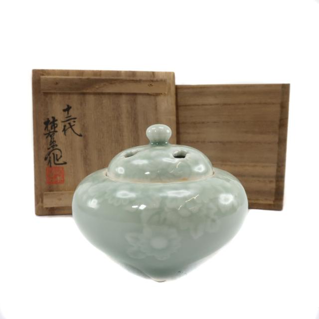 十二代 酒井田柿右衛門 青磁菊浮上香炉 陶磁器 骨董品 _ 【中古】