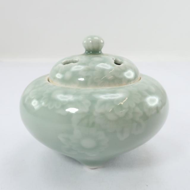 十二代 酒井田柿右衛門 青磁菊浮上香炉 陶磁器 骨董品 _ 【中古】_2