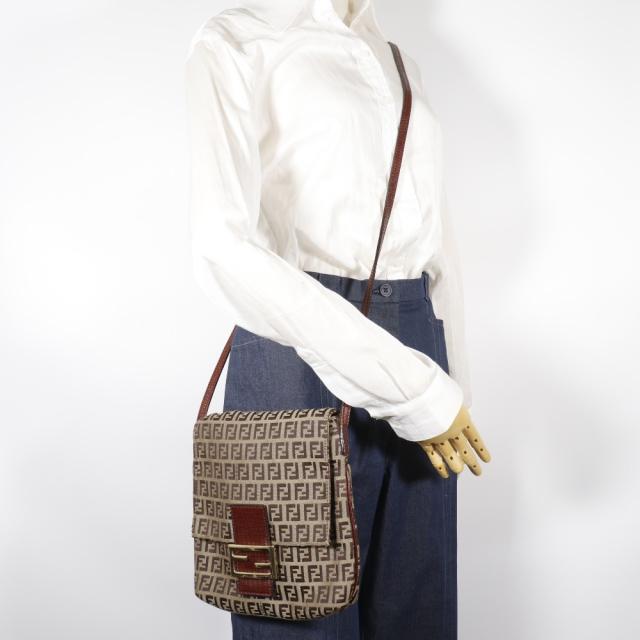 FENDI フェンディ ズッキーノ ナイロンキャンバス 茶 ショルダーバッグ レディース_19