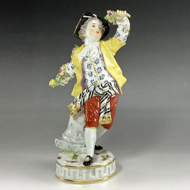 Meissen マイセン 花づなを持った庭師の青年 61246 61246 ポーセリン