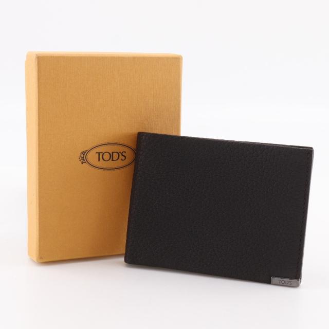 【TOD’S】トッズ レザー 茶 メンズ 二つ折り財布 TOD'S トッズ レザー 茶 二つ折り財布 メンズ 【中古】の通販はau PAY